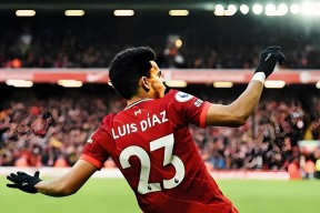 kaiyun清晨法兰克福备战足总杯，门线救险细节曝光，底气十足，年轻球员得到机会的简单介绍