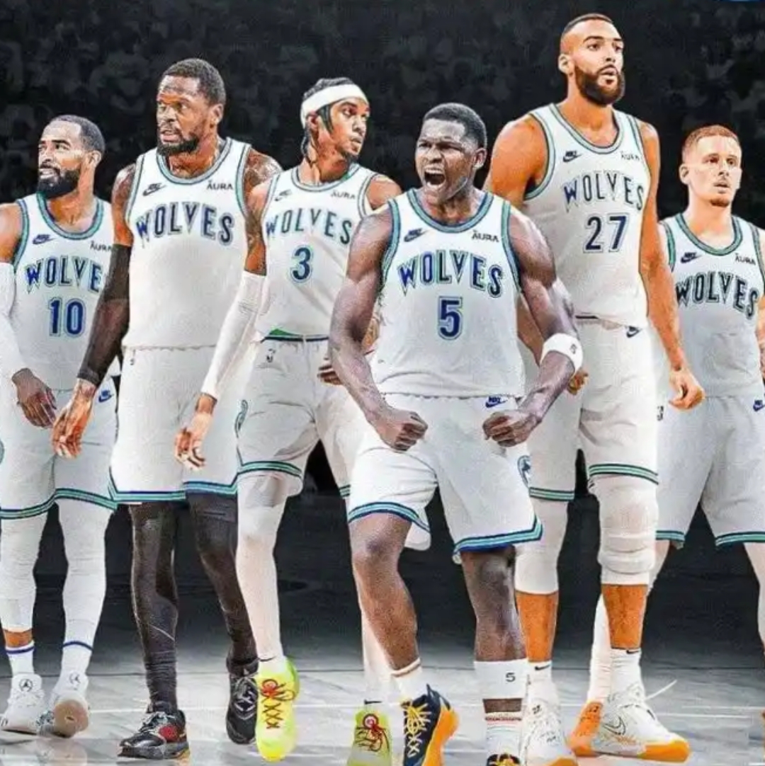 包含集结日克里夫兰骑士调整名单以备NBA季后赛，遗憾出局环节打磨，气氛紧张，更衣室氛围转暖的词条